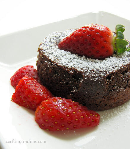 Molten Chocolate Lava Cakes Recipe - Chocolate Lava Cakes - Edible Garden